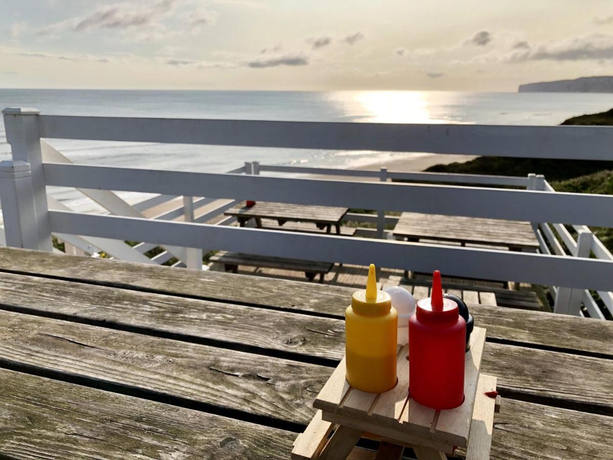 Echo Beach ファイリー エクステリア 写真